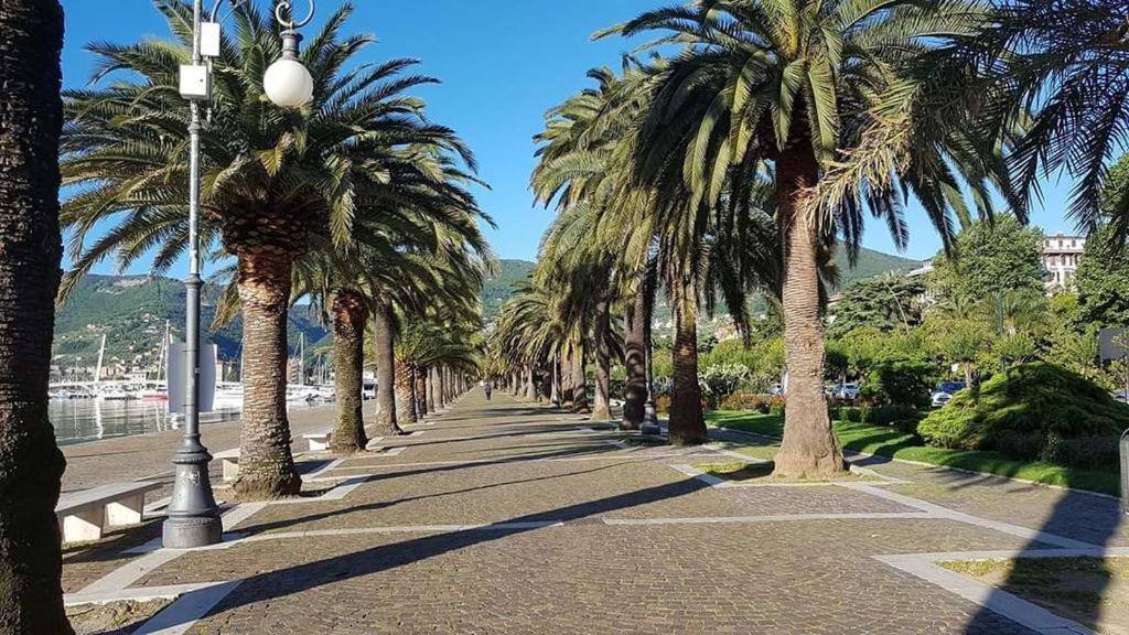Casa Marina Lägenhet La Spezia Exteriör bild